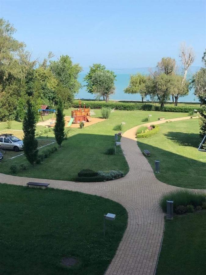 Sunrise Apartman Шиофок Экстерьер фото