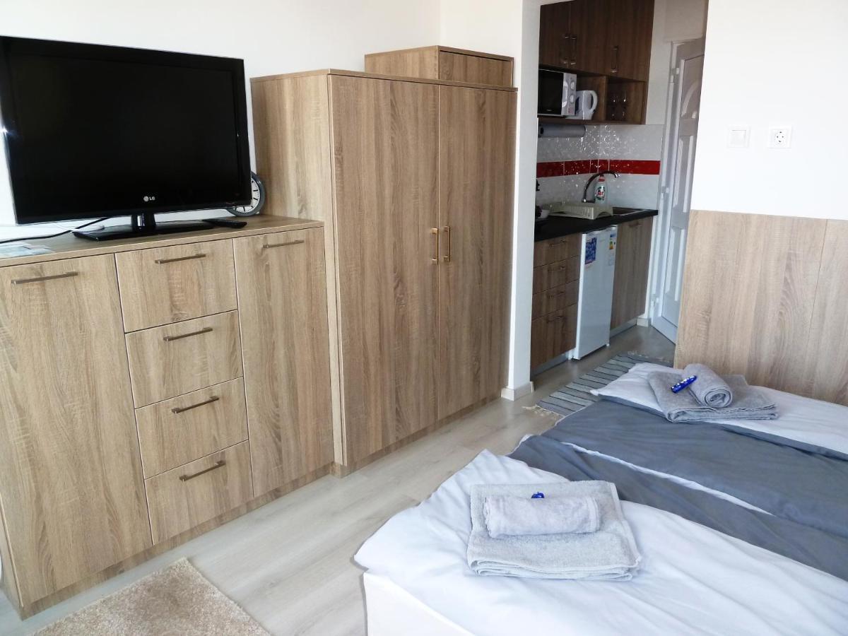 Sunrise Apartman Шиофок Экстерьер фото